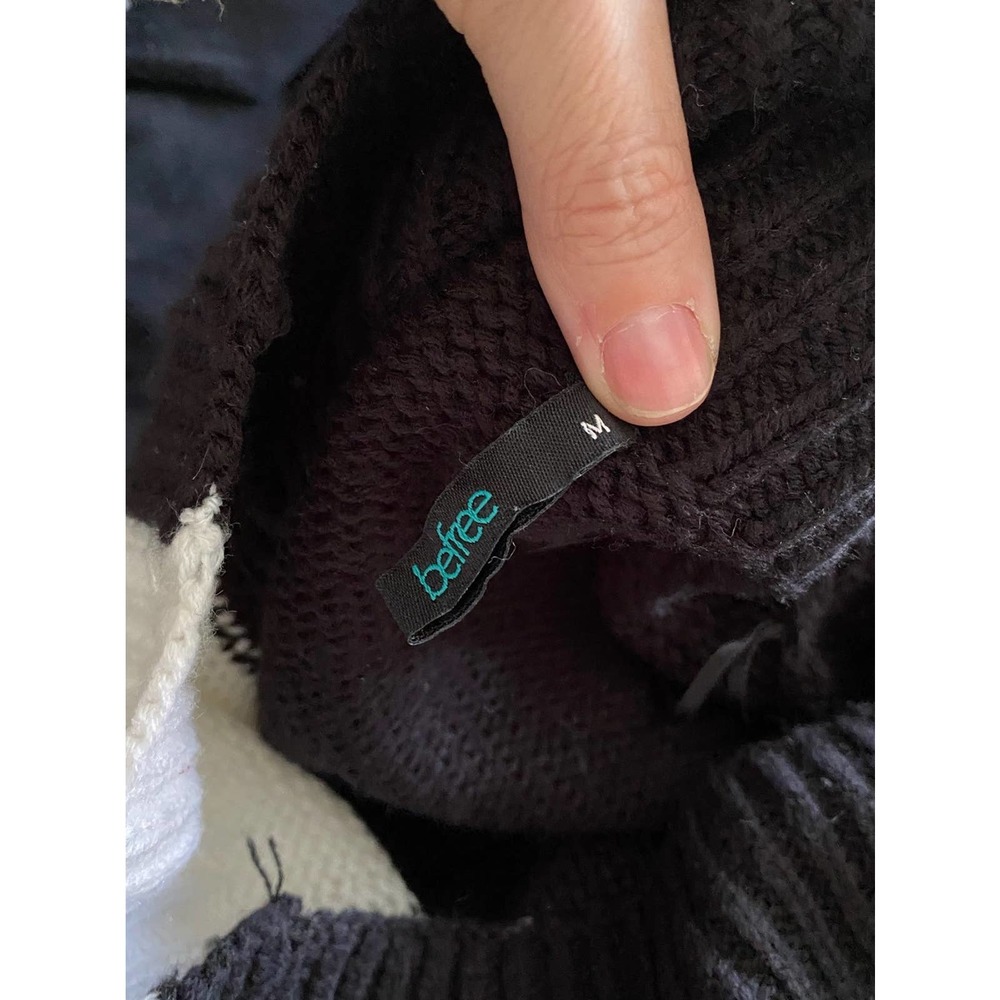 Sweater - Picture 5 of 5
